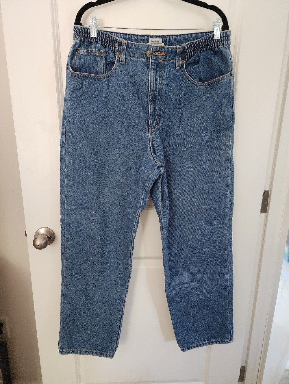 Classic LL Bean Women's Blue Denim Flannel Lined Jeans Size 16.